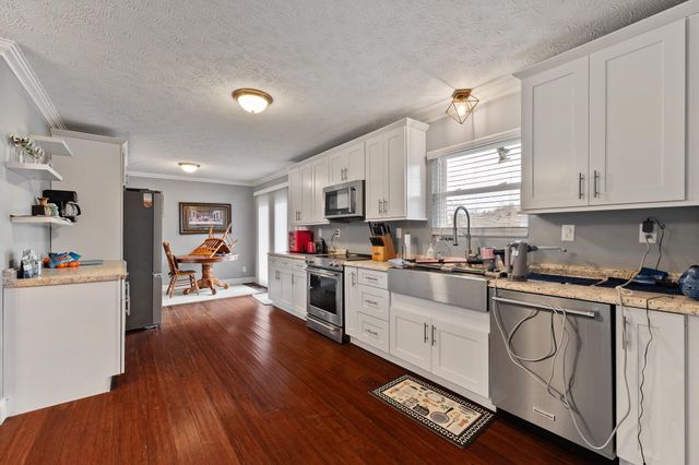 45 Hillcrest Drive, Kenova, WV 25530