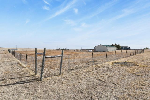 26846 Richards Circle, Elizabeth, CO 80107