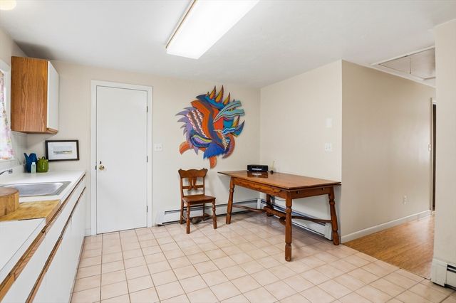 11 Farmington Circle, Marlborough, MA 01752