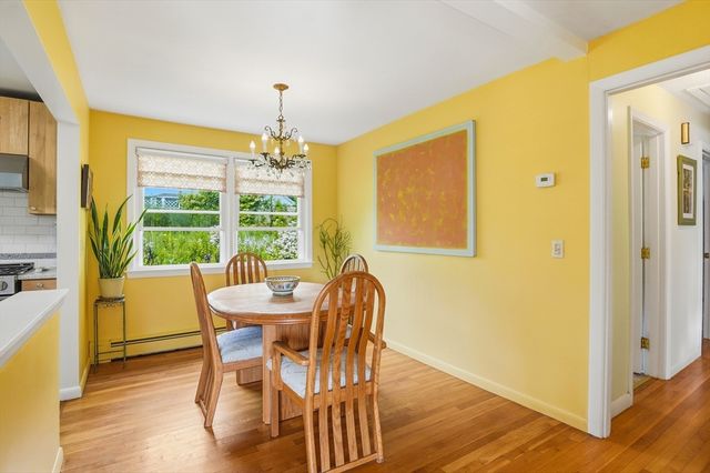 11 Farmington Circle, Marlborough, MA 01752