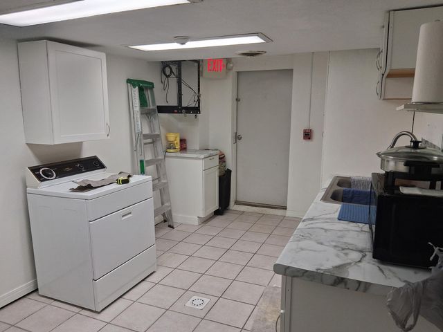 112 N Madison Avenue, Aurora, MO 65605