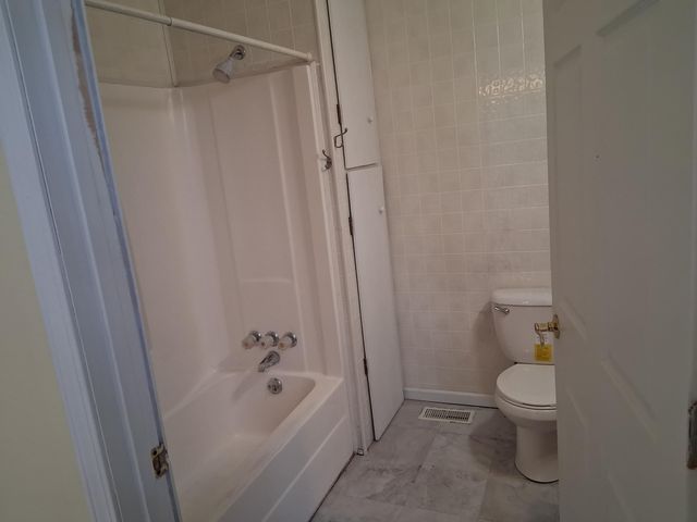 112 N Madison Avenue, Aurora, MO 65605