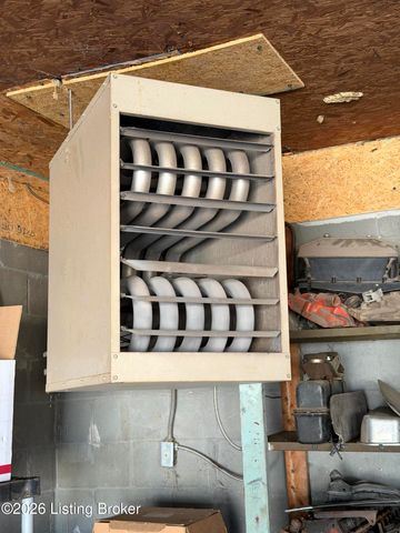 783 Browningtown Rd, Shepherdsville, KY 40165