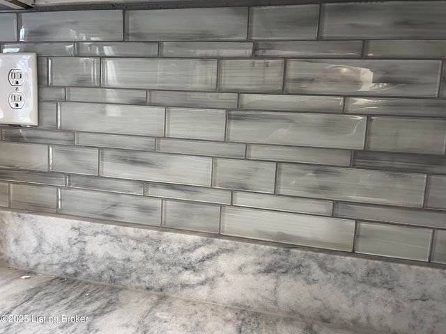 783 Browningtown Rd, Shepherdsville, KY 40165