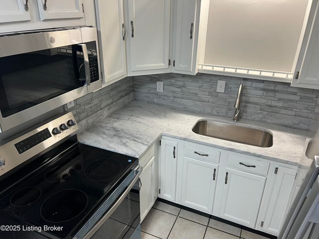 783 Browningtown Rd, Shepherdsville, KY 40165