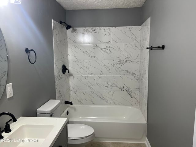 783 Browningtown Rd, Shepherdsville, KY 40165