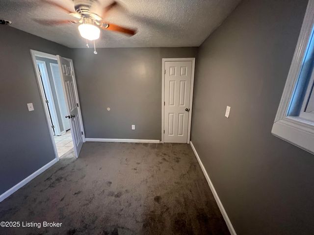 783 Browningtown Rd, Shepherdsville, KY 40165