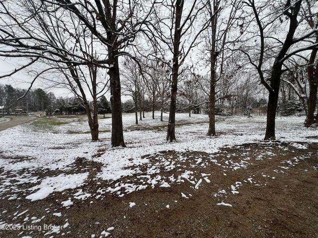 783 Browningtown Rd, Shepherdsville, KY 40165