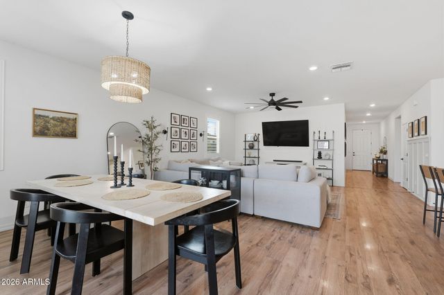 3406 W DUNBAR Drive, Phoenix, AZ 85041