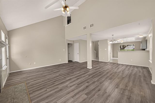 17311 Lobo Trail, Houston, TX 77084