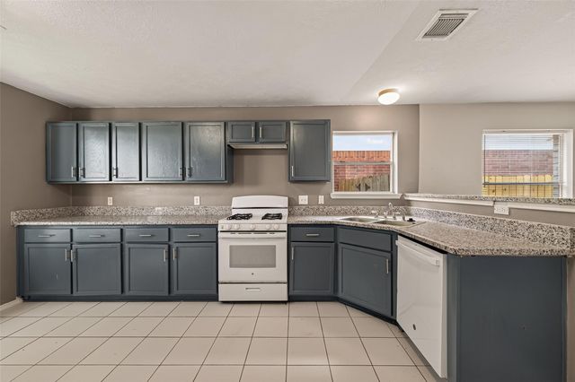 17311 Lobo Trail, Houston, TX 77084