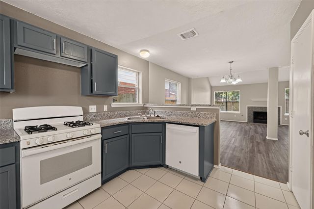 17311 Lobo Trail, Houston, TX 77084