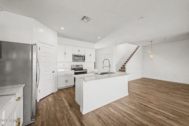 2760 W STRADLING Avenue, Apache Junction, AZ 85120