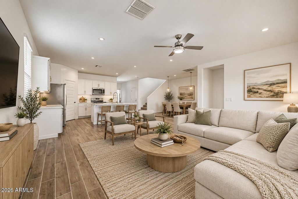 2760 W STRADLING Avenue, Apache Junction, AZ 85120