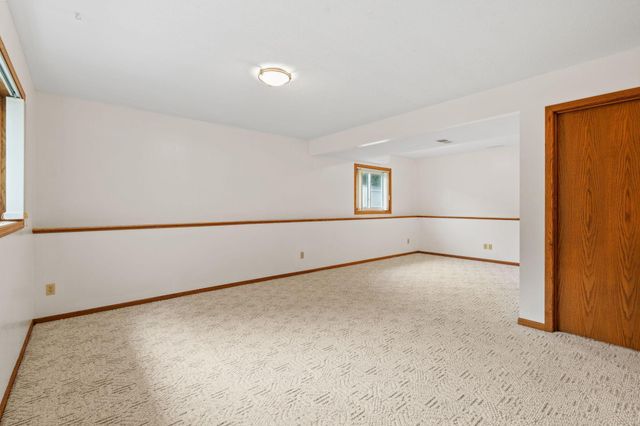 809 3rd Avenue N, Sartell, MN 56377