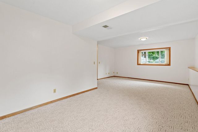 809 3rd Avenue N, Sartell, MN 56377