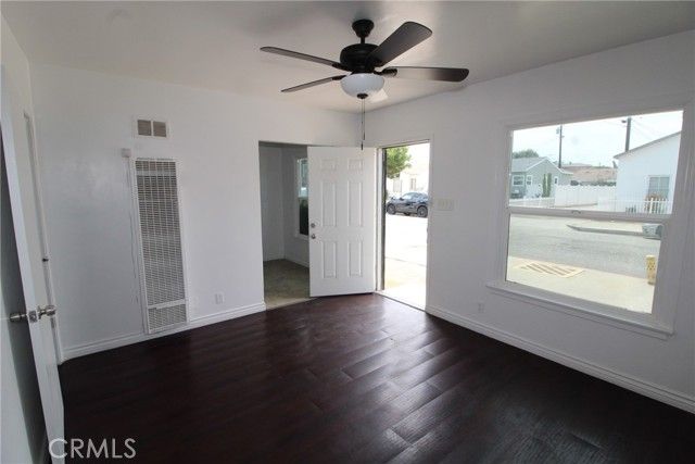 4954 Tweedy Boulevard F, South Gate, CA 90280