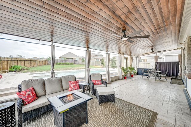 11106 Cunningham Fir Trail, Tomball, TX 77375