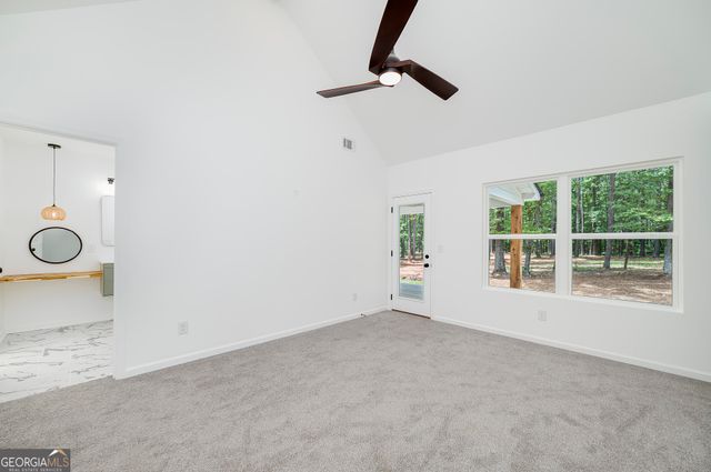 548 Barnesville Road, Griffin, GA 30224