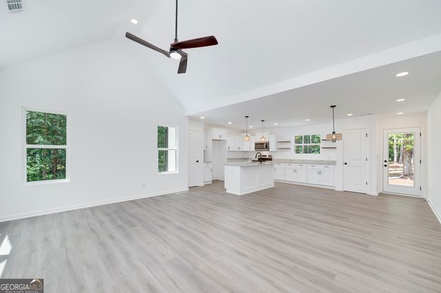 548 Barnesville Road, Griffin, GA 30224