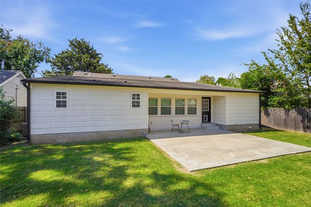 2251 S Delaware Court, Tulsa, OK 74114
