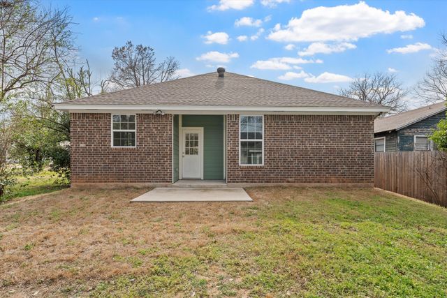 1325 N 11th Street, Waco, TX 76707