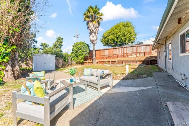 246 Jordan St, Vallejo, CA 94591