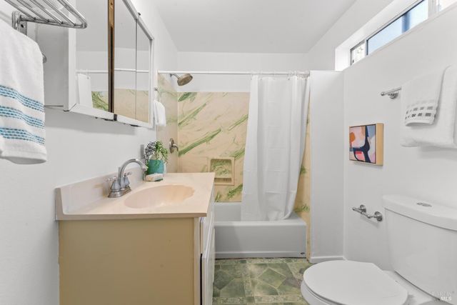 246 Jordan St, Vallejo, CA 94591