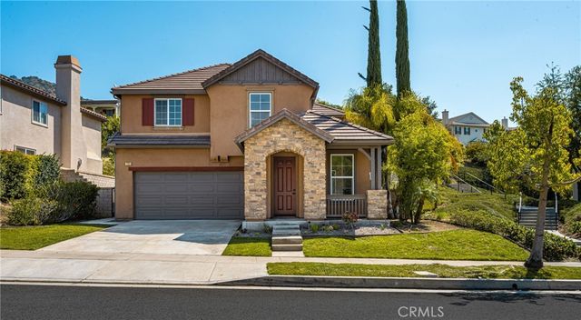 705 E Lemon Swirl, Azusa, CA 91702