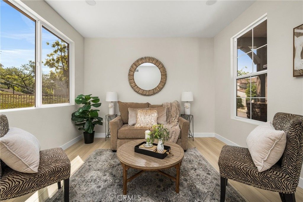 Image 10 of property listing at 705 E Lemon Swirl, Azusa, CA 91702