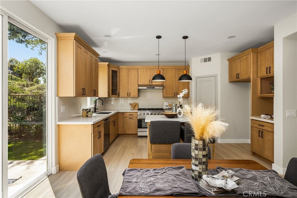 Image 25 of property listing at 705 E Lemon Swirl, Azusa, CA 91702