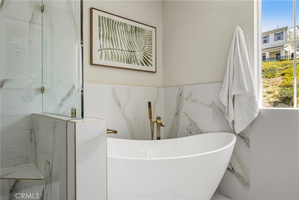 Image 47 of property listing at 705 E Lemon Swirl, Azusa, CA 91702