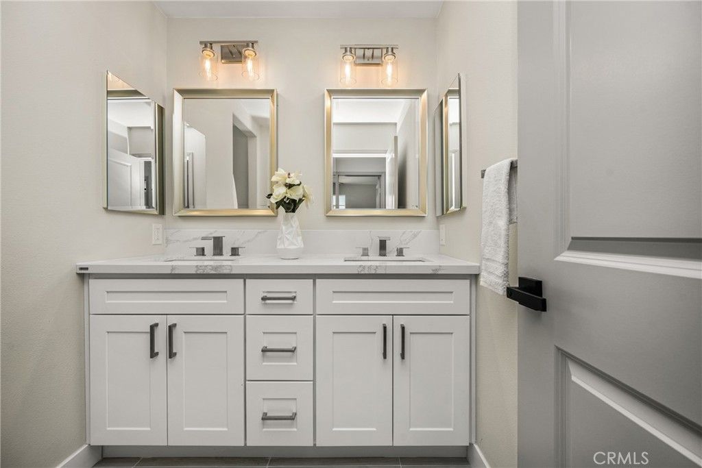 Image 57 of property listing at 705 E Lemon Swirl, Azusa, CA 91702