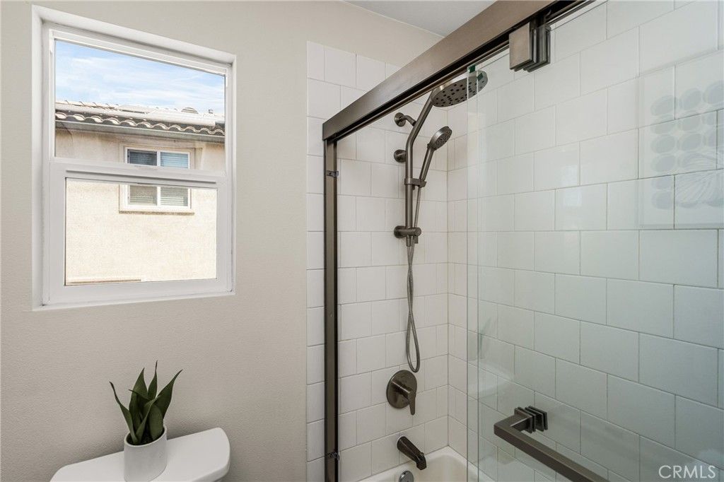 Image 58 of property listing at 705 E Lemon Swirl, Azusa, CA 91702