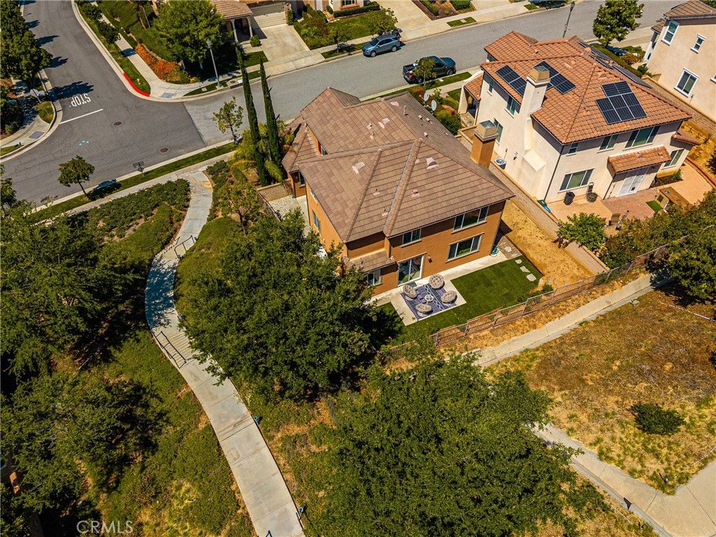 Image 67 of property listing at 705 E Lemon Swirl, Azusa, CA 91702