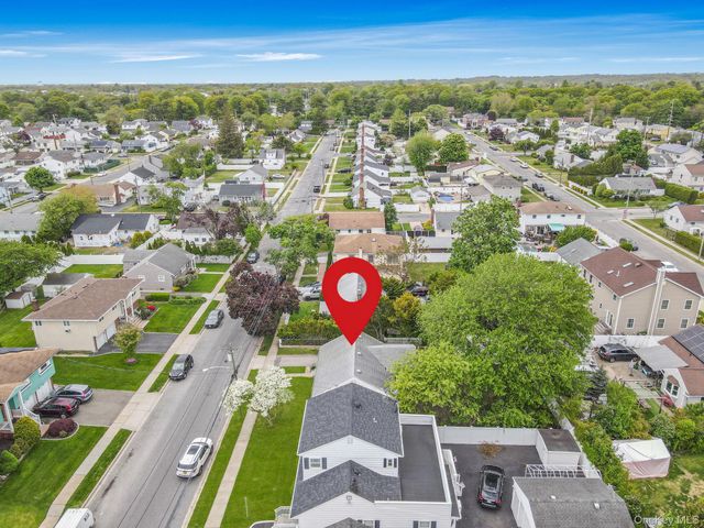 202 Nevada Street, Hicksville, NY 11801