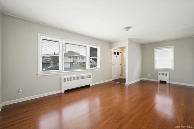 202 Nevada Street, Hicksville, NY 11801