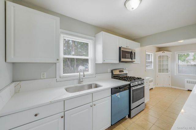 202 Nevada Street, Hicksville, NY 11801