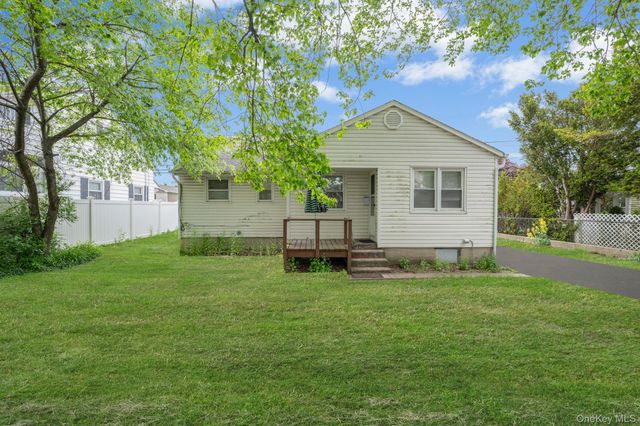 202 Nevada Street, Hicksville, NY 11801