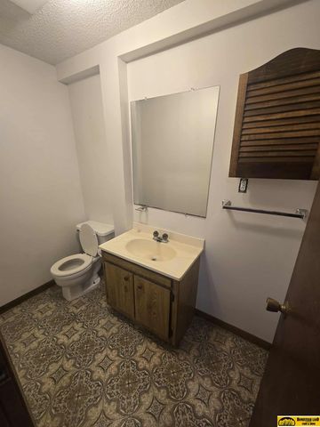 3807 Sweetbriar Lane, Lincoln, NE 68516