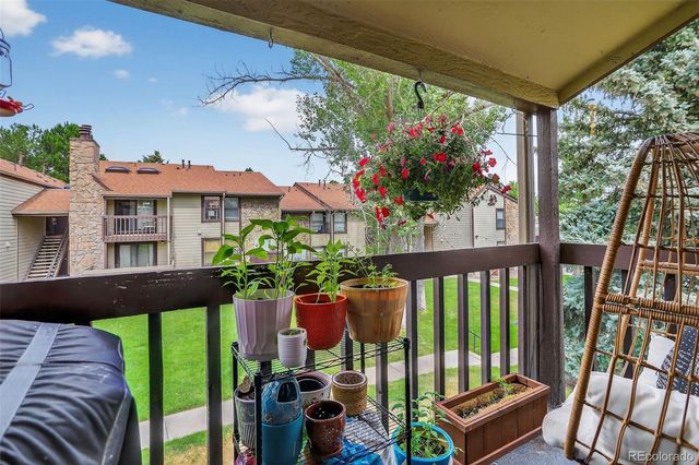 8695 Yukon Street O, Arvada, CO 80005