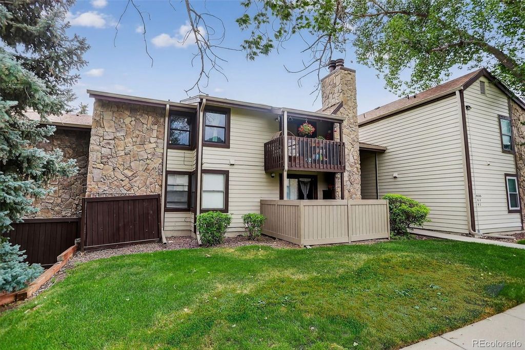 8695 Yukon Street O, Arvada, CO 80005