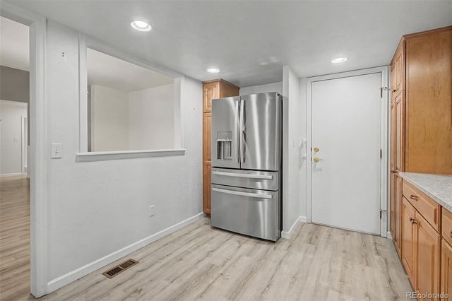 14305 E Marina Drive B, Aurora, CO 80014