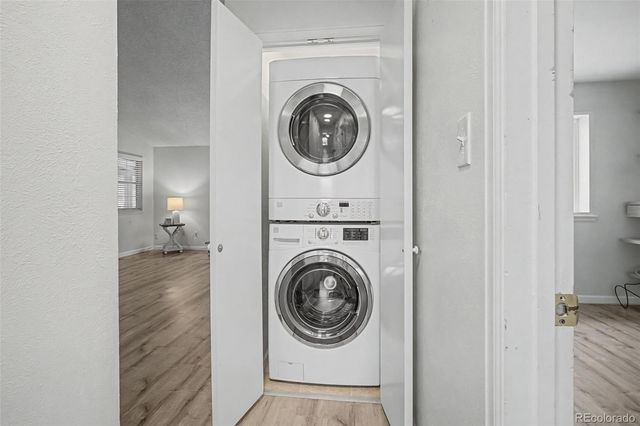 14305 E Marina Drive B, Aurora, CO 80014