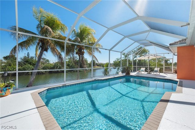 2007 NE 1st AVE, Cape Coral, FL 33909