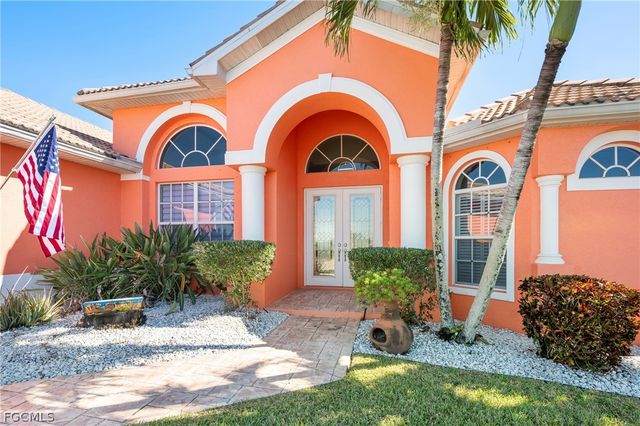 2007 NE 1st AVE, Cape Coral, FL 33909