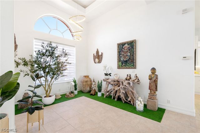 2007 NE 1st AVE, Cape Coral, FL 33909