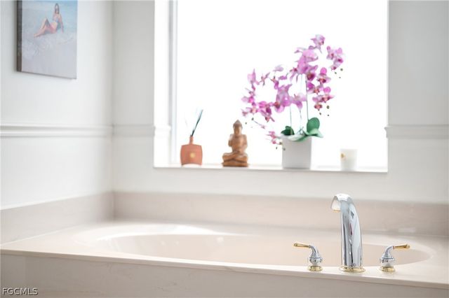 2007 NE 1st AVE, Cape Coral, FL 33909