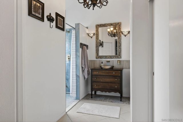 800 Calle Higuera, Camarillo, CA 93010