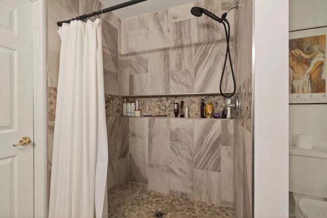 800 Calle Higuera, Camarillo, CA 93010